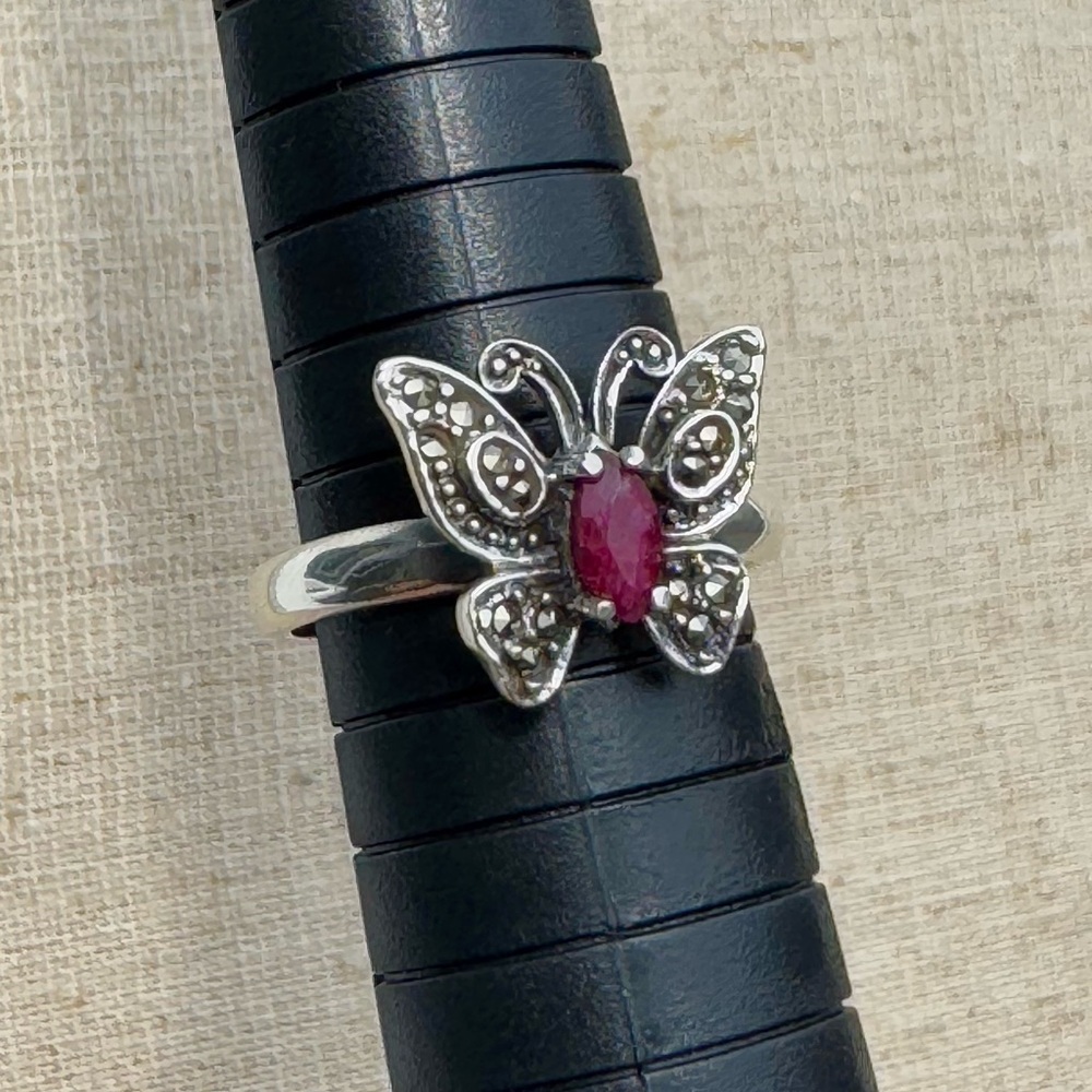 Silver Butterfly Ring With Ruby Bezel Gemstone Si… - image 1